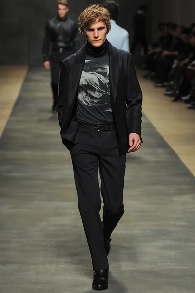 Look 31
